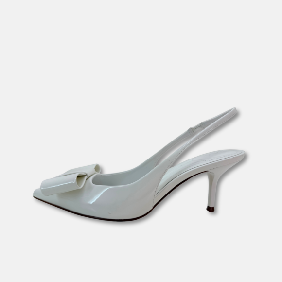 Giày cao gót bít mũi hở gót nơ Ivory Grace