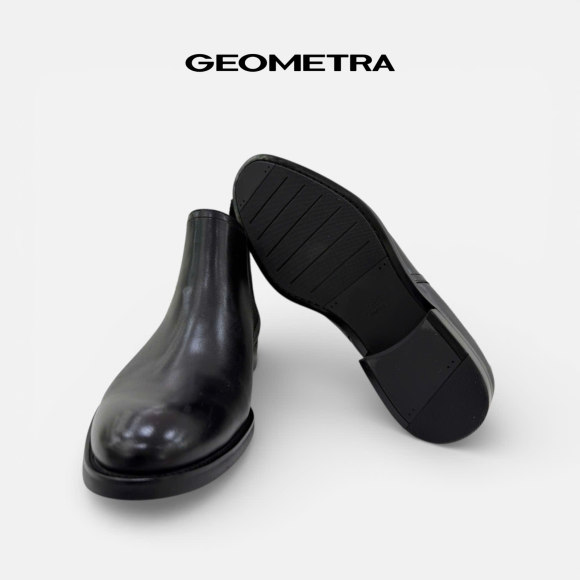 Noir Luxe Chelsea Boots