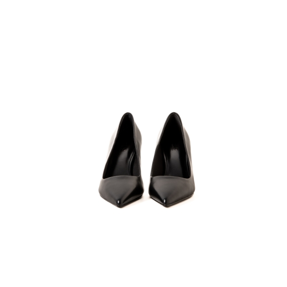 Giày cao gót bít mũi nhọn Raven Camellia